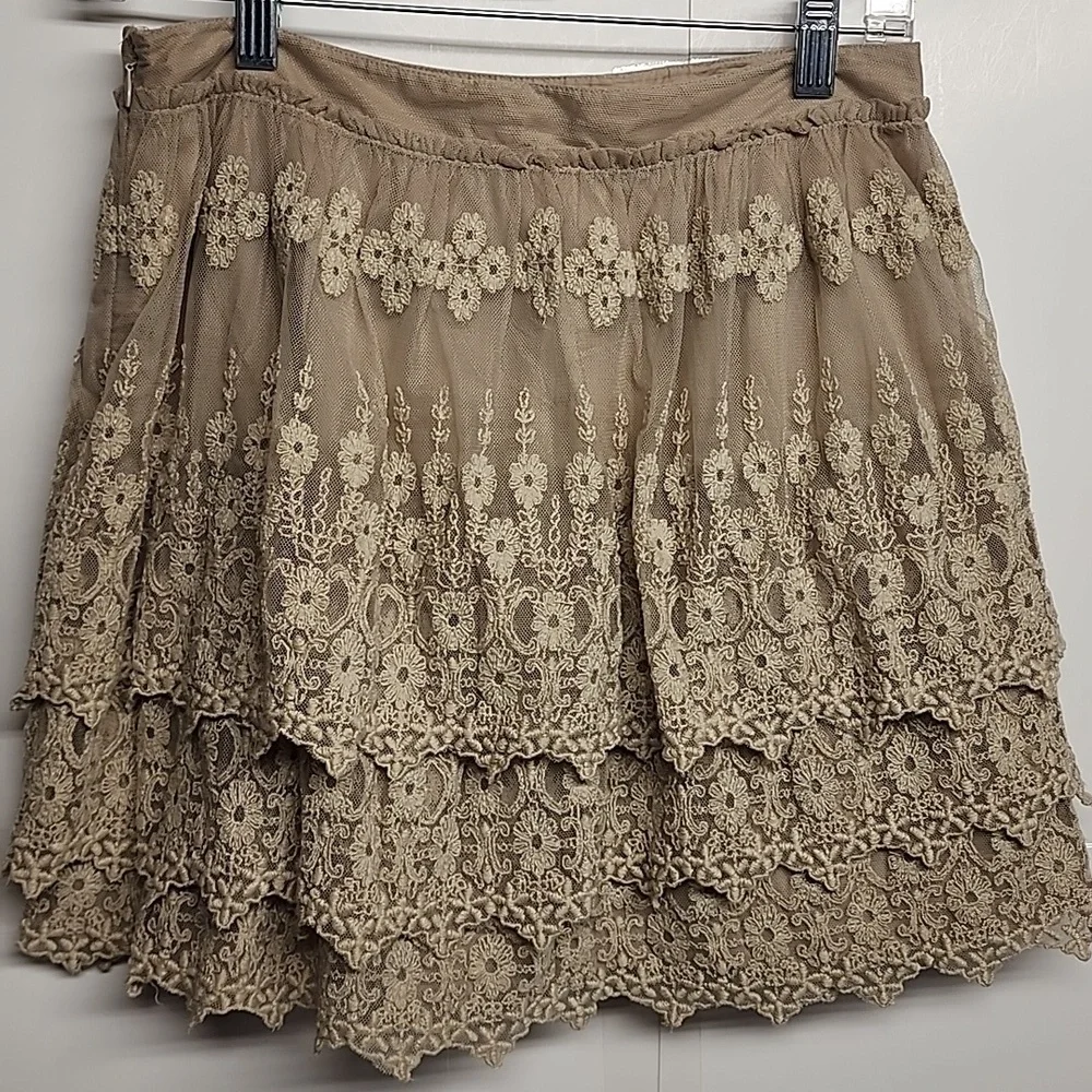 Garnet Hill Lace Tiered Beautiful Mini Skirt-Beige Sz2 Made In India 100% Cotton